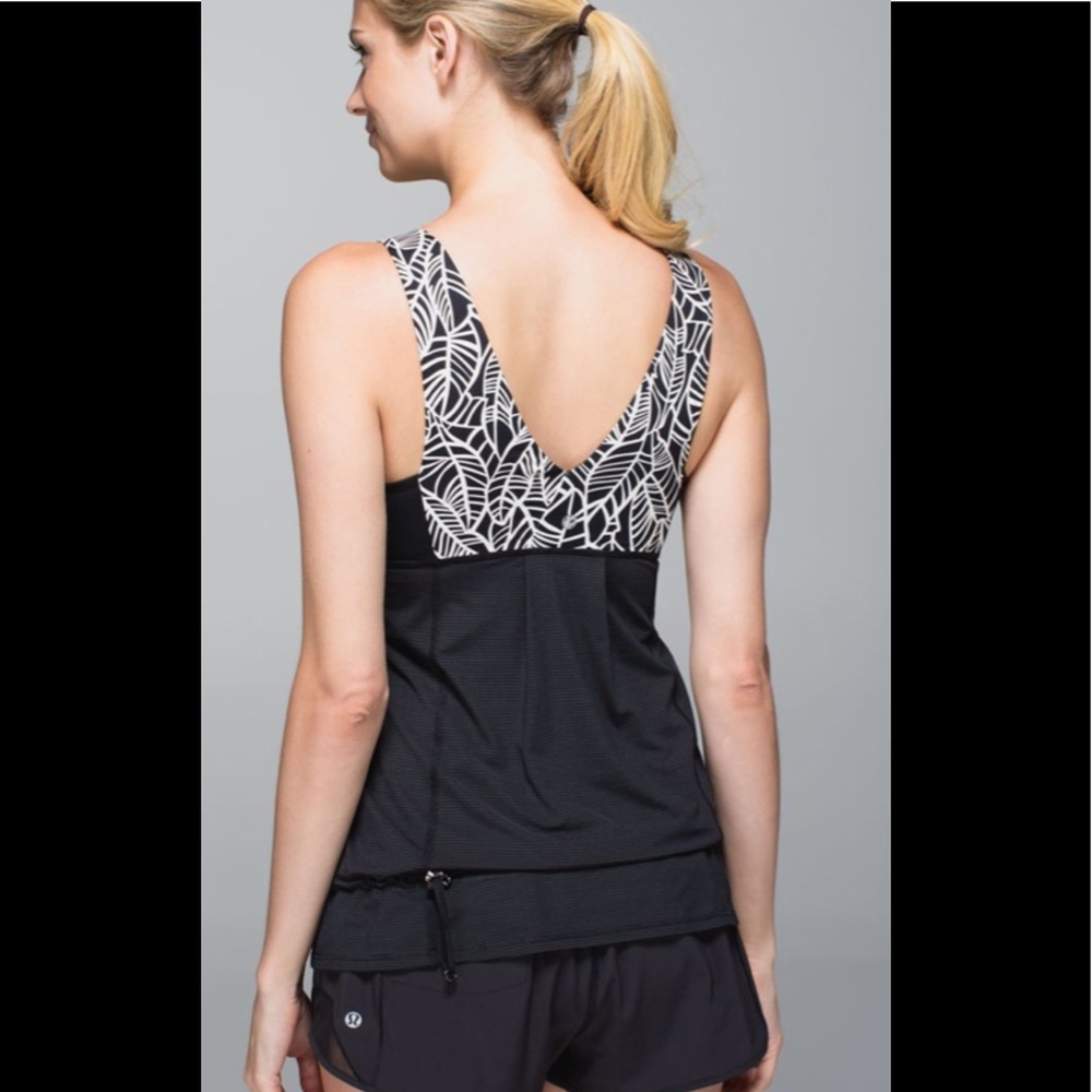 Lululemon Hustle & Bustle Tank Black, White sz 10